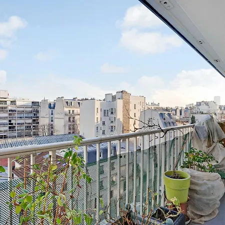 Apt With Balcony Overlooking The Eiffel Tower Appartamento Parigi